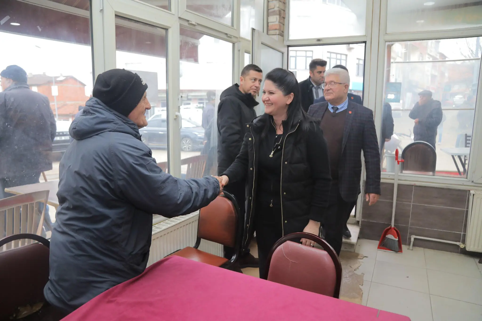 BAŞKAN GENCAN, YILDIRIM’DA MAHALLE ZİYARETLERİNİ SÜRDÜRDÜ galeri görseli